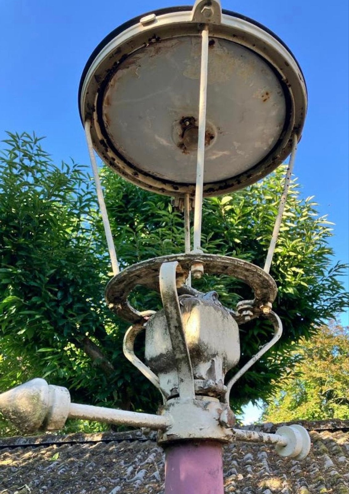 Antieke lantaarnpaal met E27 fitting, Ophalen