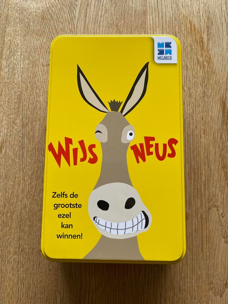 Wijsneus - Het knotsgekke partyspel voor de hele familie!, Een of twee spelers, Ophalen of Verzenden, Zo goed als nieuw