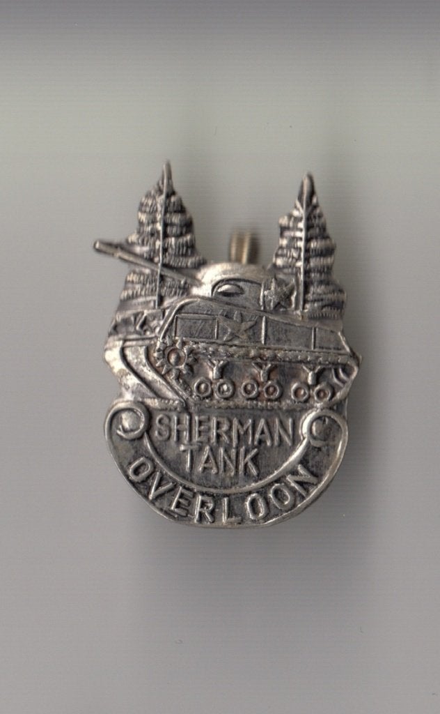 Sherman Tank Overloon Museum broche, Niet vindbaar, Niet vindbaar, Nederland, Embleem of Badge