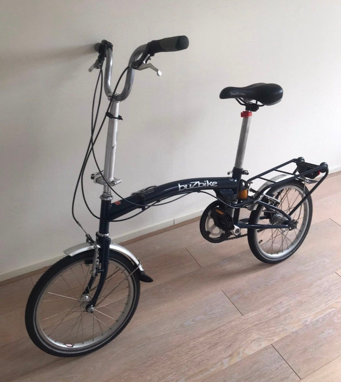 Buzbike vouwfiets met 3 versnellingen, Ophalen, Zo goed als nieuw, 16 tot 18 inch, Versnellingen
