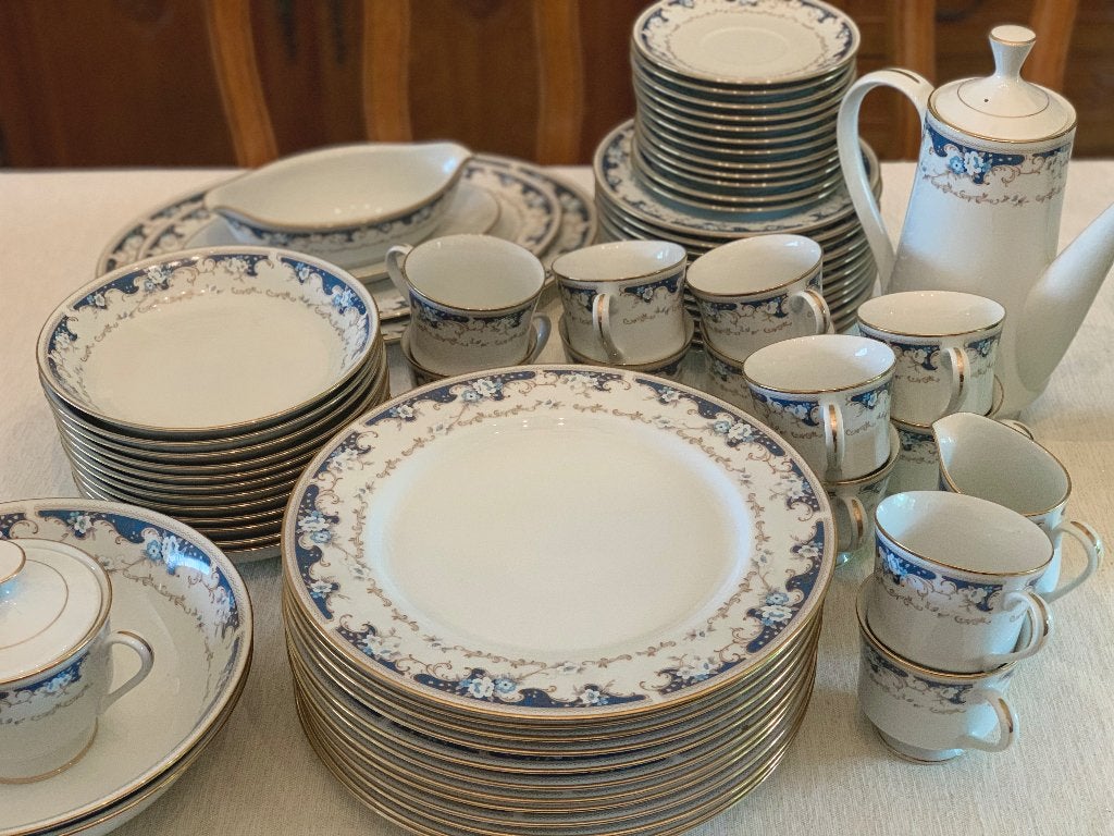 Groot & compleet vintage dinerservies Diwas Richelieu Japan, Antiek en Kunst, Antiek | Servies compleet, Ophalen of Verzenden