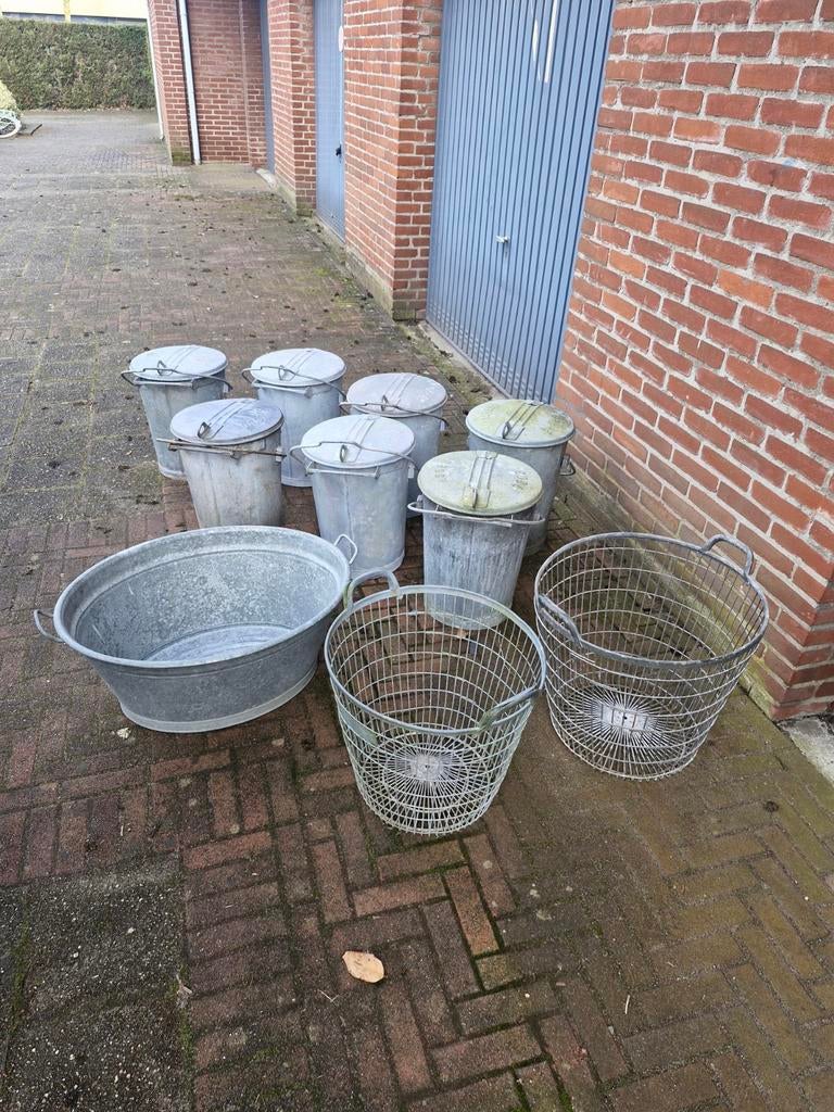 Gave Zinken prullenbak/ gaasmanden en zinken teil, Ophalen of Verzenden