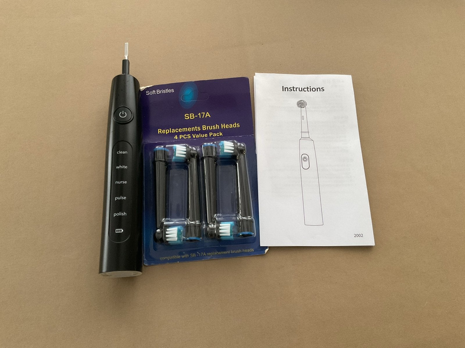 Electrische tandenborstel met 4 borstels (past ook op Oral B, Ophalen of Verzenden, Zo goed als nieuw, Tandenborstel