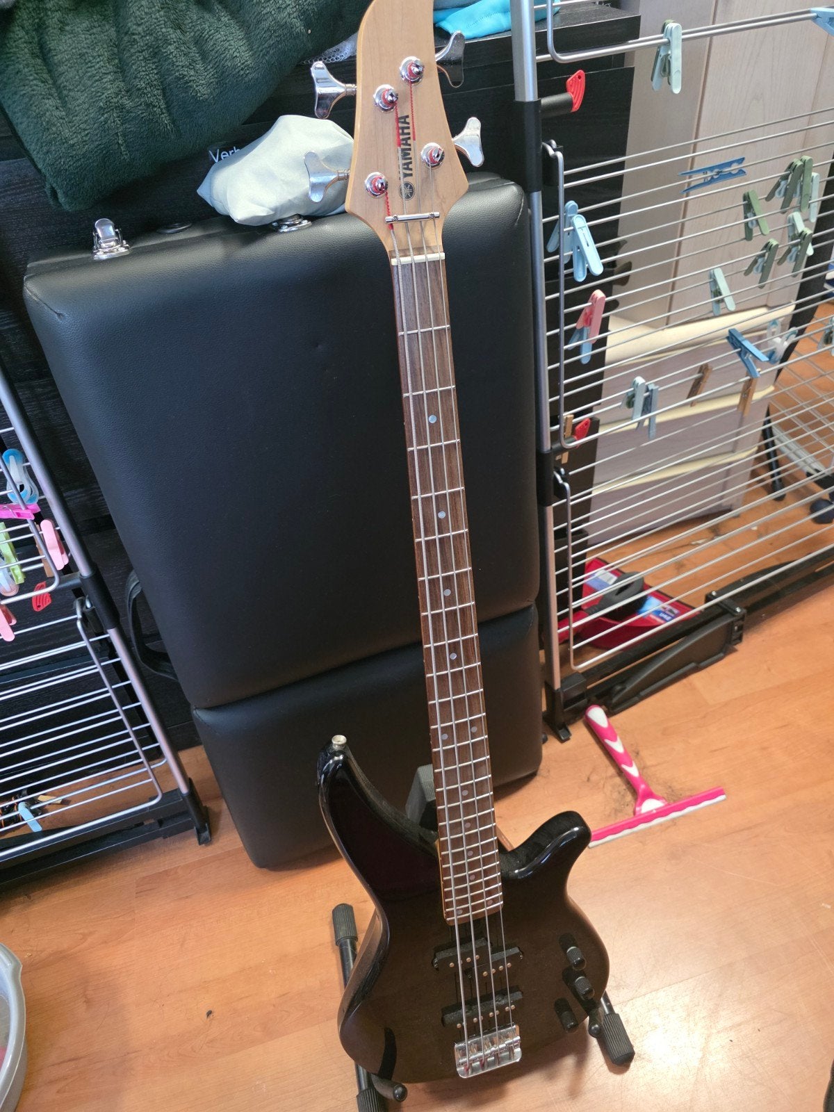 Yamaha basgitaar, Ophalen, Gebruikt, Elektrisch