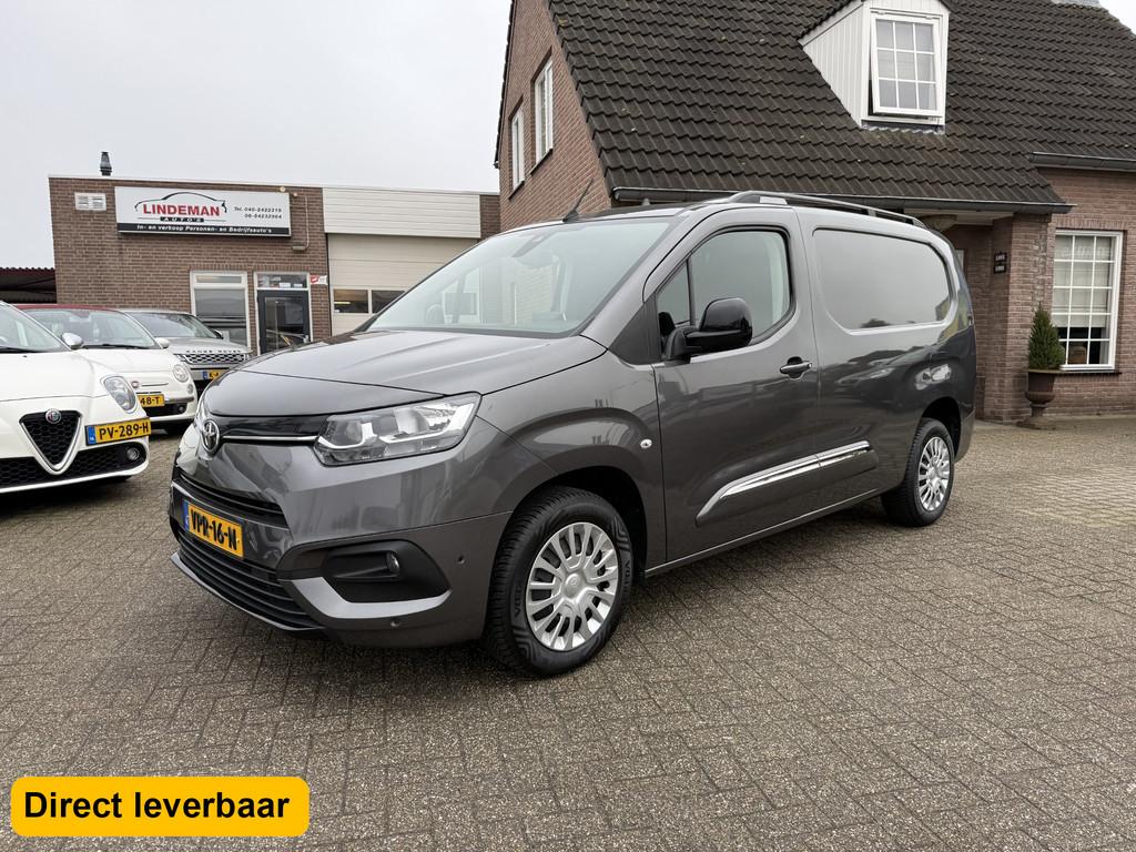 Toyota PROACE CITY 1.5 D-4D Aut. Prof Long Navigatie Camera, Auto's, Stof, Gebruikt, Euro 6, 4 cilinders