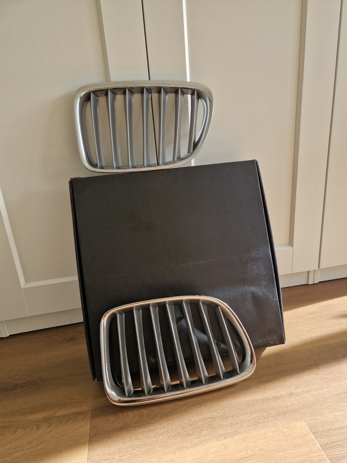 Foto 5 van Orginele BMW grill