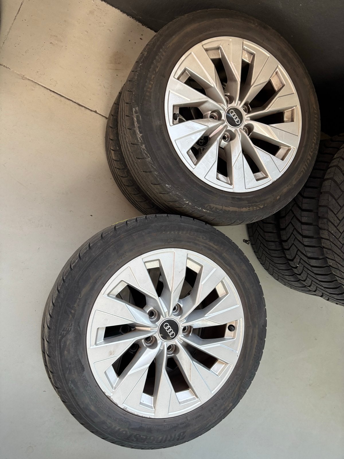 Originele Audi A3 velgenset met Bridgestone banden, Ophalen, Gebruikt, 16 inch, Banden en Velgen