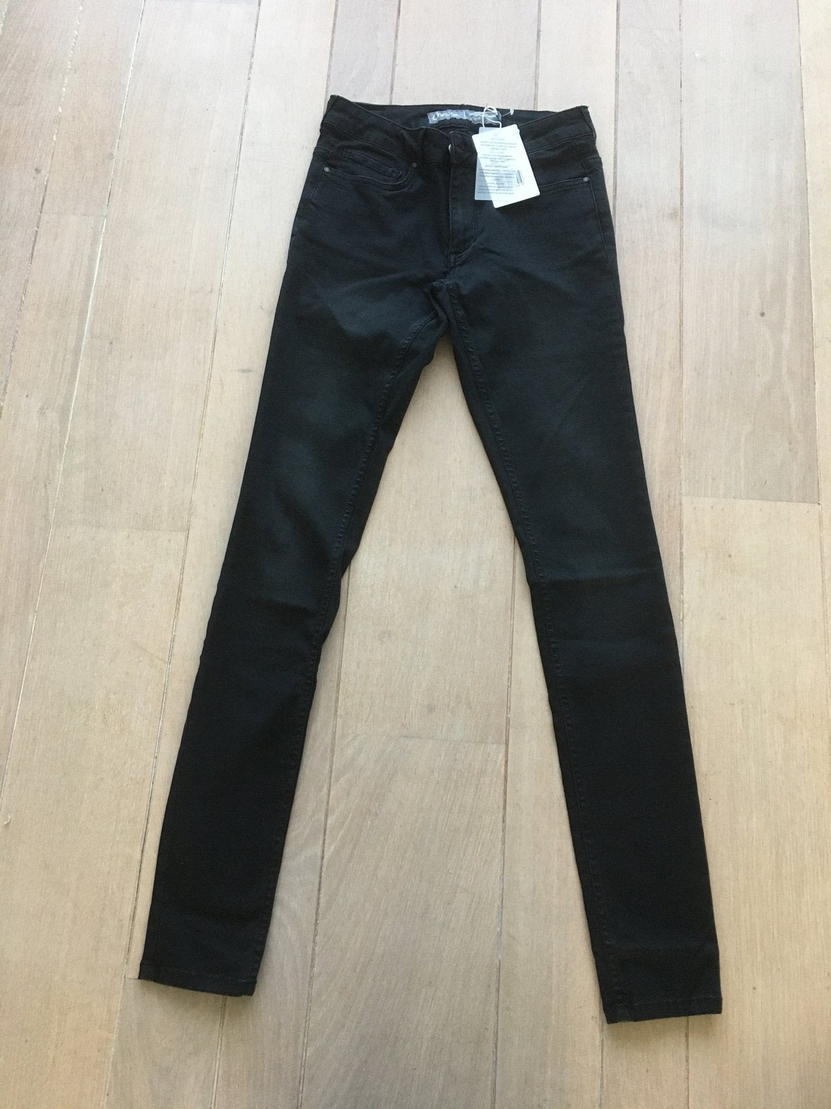 Nieuwe Geisha zwarte jeans, maat xs/34., Kleding | Dames, Ophalen of Verzenden, Nieuw, Zwart, W27 (confectie 34) of kleiner