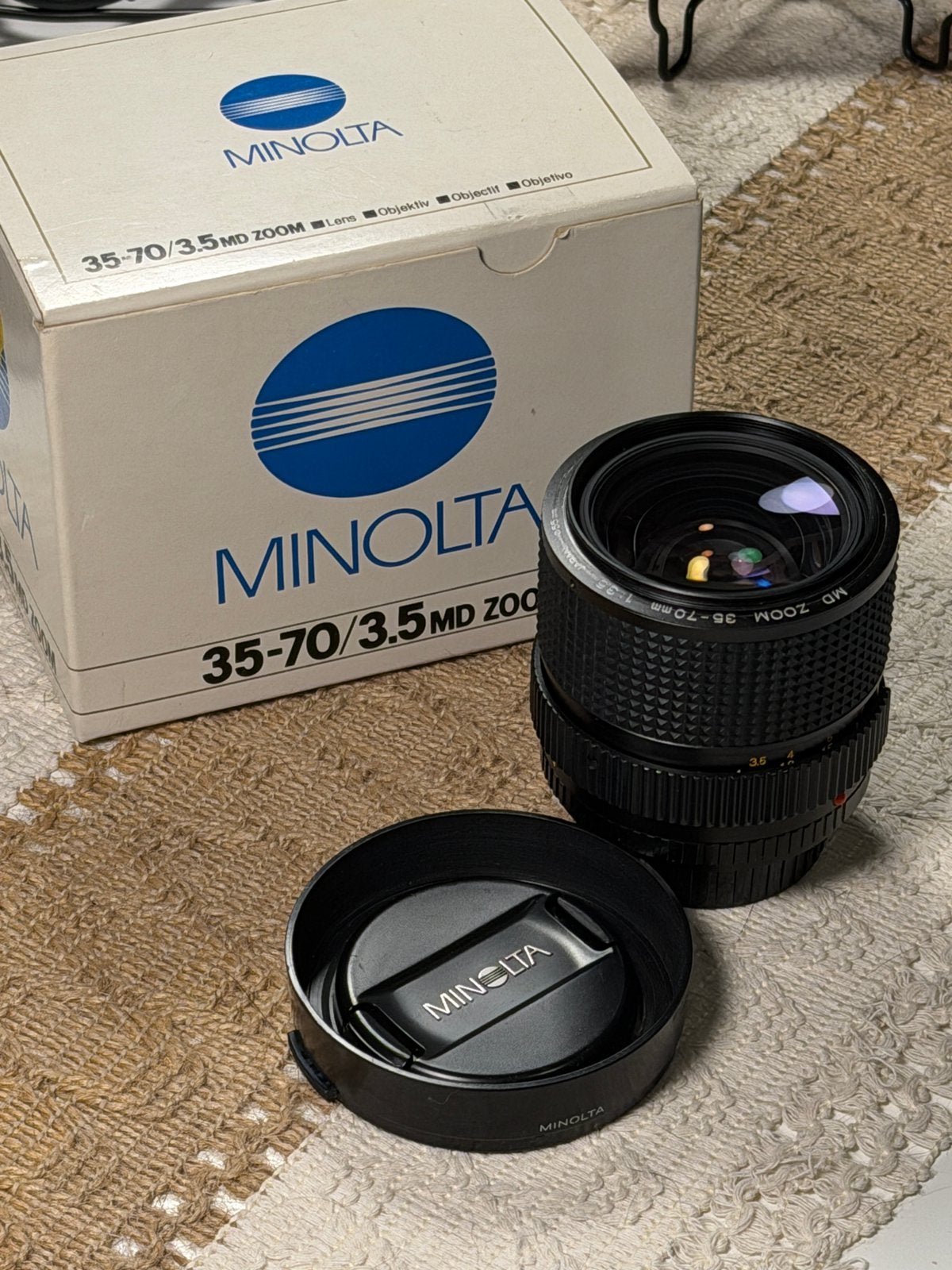 Minolta MD Zoom 35-70mm f/3.5 met doos, Gebruikt, Ophalen of Verzenden, Overige vattingen, Standaardlens