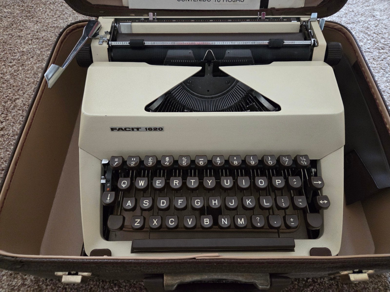 Vintaged Facit 1620 typemachine, Ophalen, Gebruikt