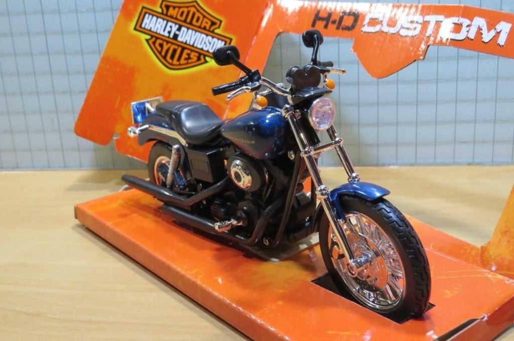 Harley Davidson Dyna Super Glide Sport 2004 1:12 32321, MayCheong, Nieuw, Ophalen of Verzenden, 1:9 t/m 1:12