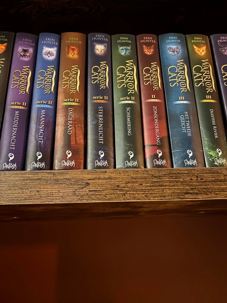 Warrior Cats Boeken - Complete Serie 1, 2 en 3 hardcover, Ophalen of Verzenden, Zo goed als nieuw, Nederland