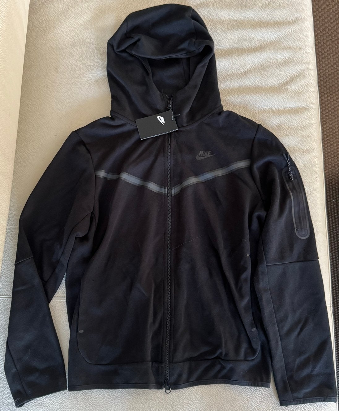 Nike Tech Fleece Trainingspak Zwart - Zo goed als nieuw, Maat 48/50 (M), Zwart, Ophalen of Verzenden, Zo goed als nieuw