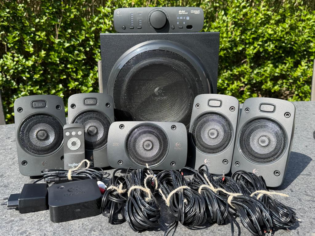 Logitech Z906 5.1 Surround Sound Systeem (incl. S-00113), Overige merken, Gebruikt, Ophalen of Verzenden, Complete surroundset