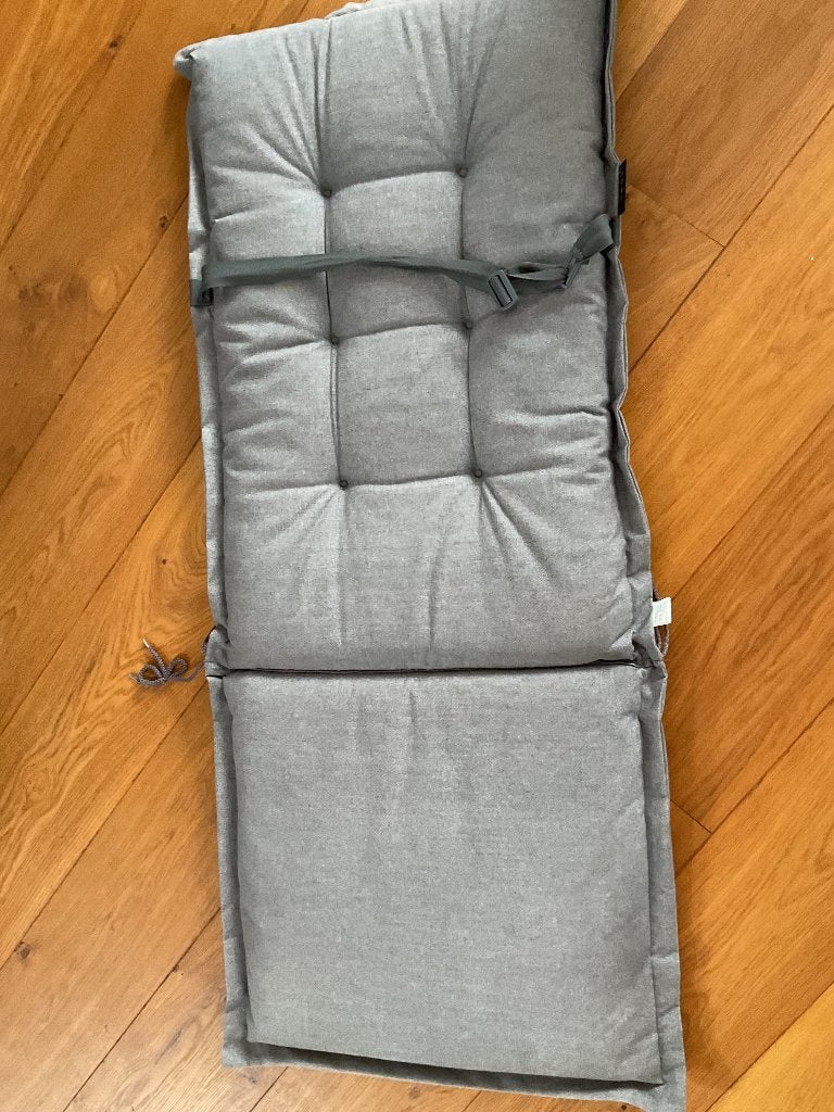 2 stoelkussens voor 30 euro weerbestendig, Tuin en Terras, Ophalen, Zo goed als nieuw