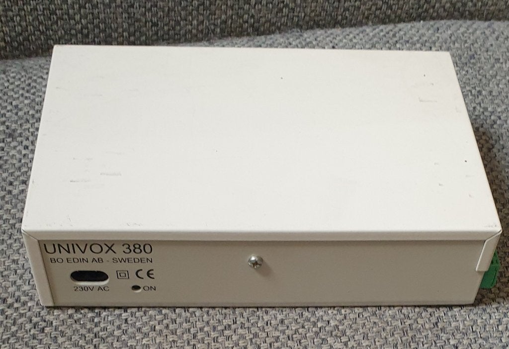 Univox 380 Loop Amplifier / versterker. In zeer mooie staat, Ophalen of Verzenden, Zo goed als nieuw, Minder dan 60 watt, Overige merken