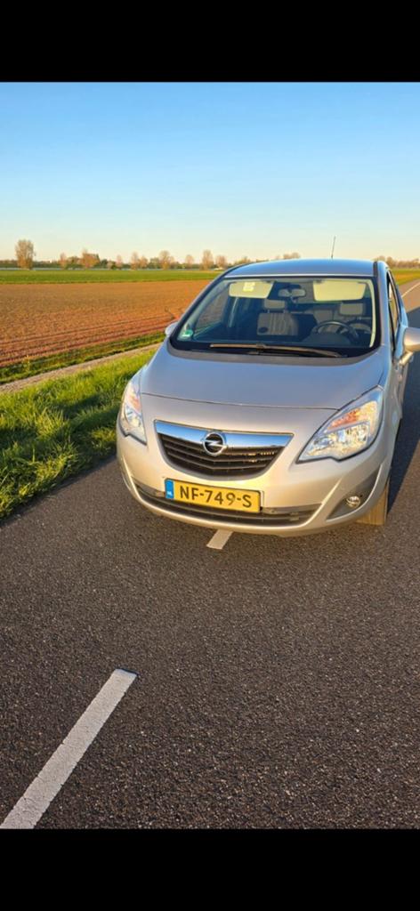 Opel Meriva 1.4 Turbo 88KW 2012 Grijs, Voorwielaandrijving, 4 cilinders, Leder en Stof, 1364 cc