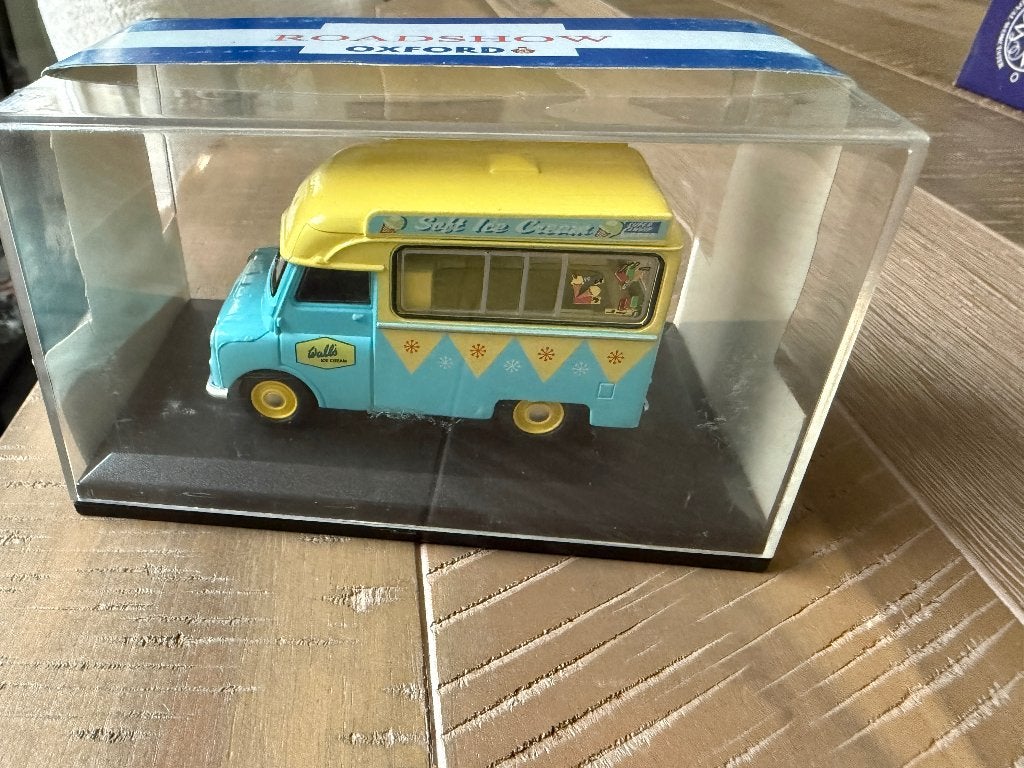 Nieuw Oxford Die-Cast Walls Bedford CA ice cream van 1:43, Ophalen of Verzenden, Nieuw, Bus of Vrachtwagen, Overige merken