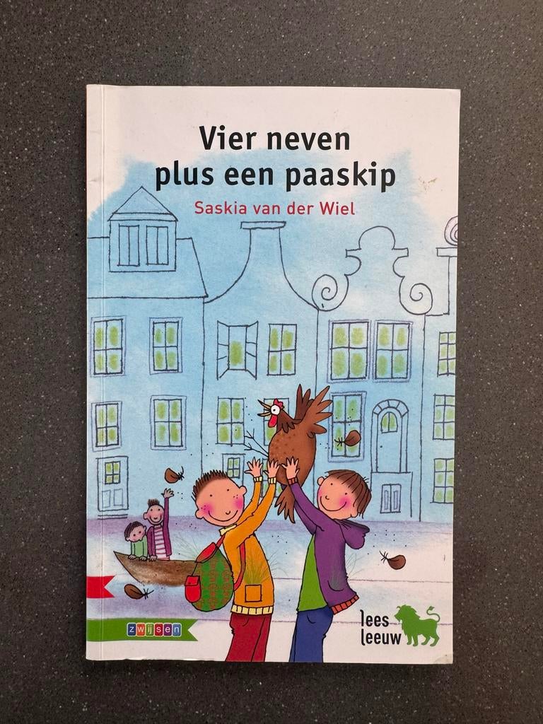 Vier neven plus een paaskip - Saskia van der Wiel, Ophalen of Verzenden, Zo goed als nieuw, Fictie algemeen