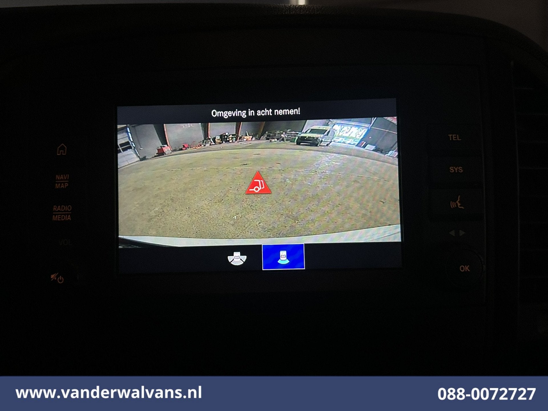 Mercedes-Benz Vito 114 CDI 136pk L2H1 Euro6 Airco | Camera |, Dealer onderhouden, Gebruikt, 2000 kg, Wit
