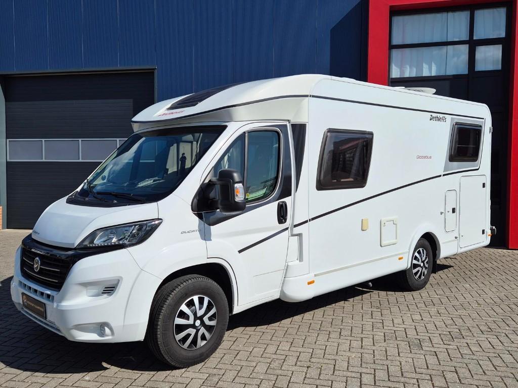 Dethleffs Globebus T6, Automaat, lengte bedden, Top staat!, Automaat, Fiat, 6 tot 7 meter, Bedrijf