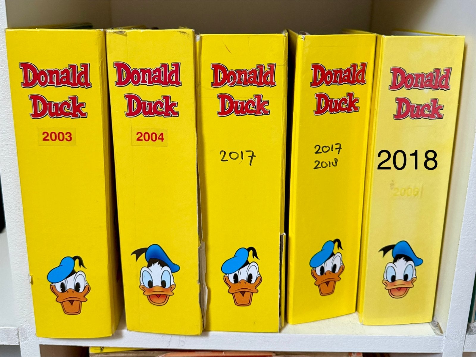 Donald Duck weekbladen in map, prijs per map, Boeken, Meerdere stripboeken, Ophalen of Verzenden, Gelezen