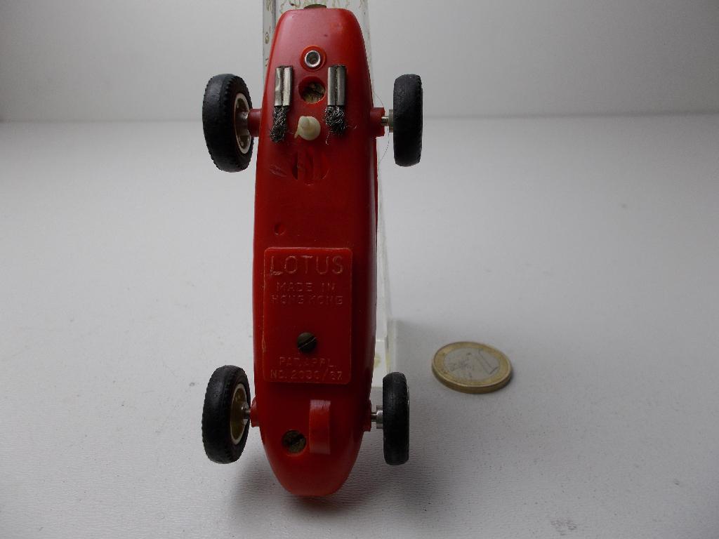 1967 HONG KONG LOTUS FORMULE 1 RACER (Plastic) + DRIVER!, Ophalen of Verzenden, Zo goed als nieuw, Auto, Overige merken