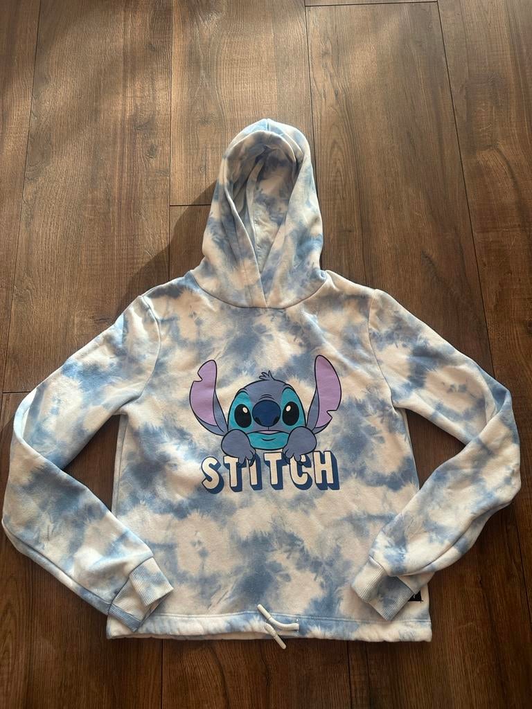 Disney Stitch trui maat 134 - Tie-dye hoodie, Ophalen of Verzenden, Zo goed als nieuw, Jongen of Meisje, Trui of Vest