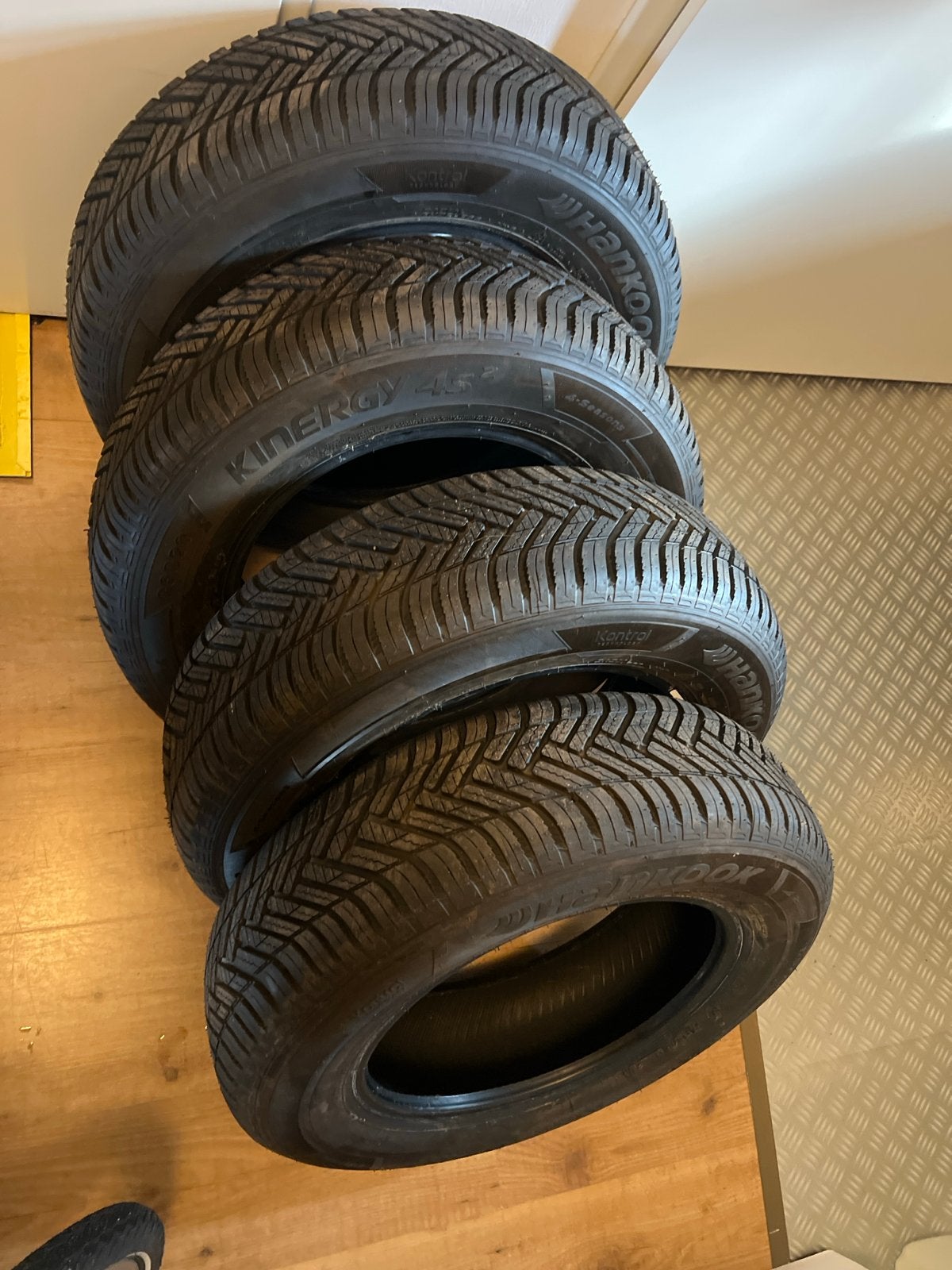 Set van 4 Hankook Kinergy 4S2 All Seasonbanden nieuw, Ophalen, 14 inch, Gebruikt, 175 mm