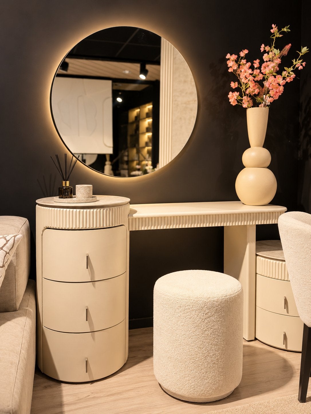 Luxe make-up tafel met marmeren afwerking en spiegel, Overige materialen, 100 tot 150 cm, Nieuw, Ophalen of Verzenden