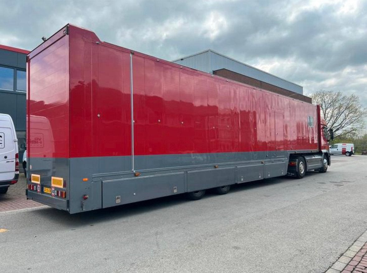 Ferrari Racetrailer - IVECO - 4 auto’s + 8 Slaapplaatsen, Auto's, Cruise Control, Iveco, Particulier, Onderhoudsboekje