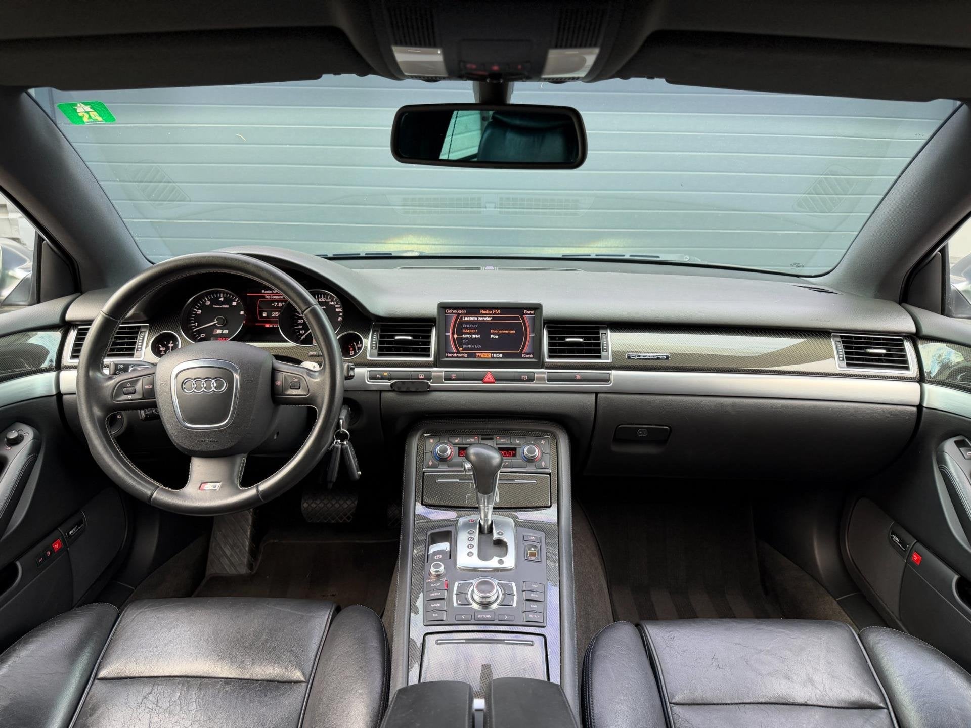 Audi A8 5.2 S8 | YOUNGTIMER | Dak | Trekhk | Carbon | Luchtv, Automaat, Gebruikt, Zwart, 5204 cc