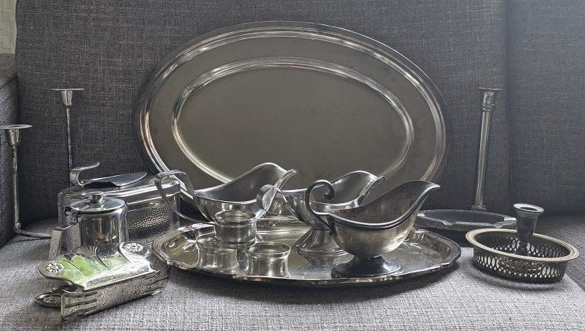Oud servies waarvan de helft verzilverd, Antiek en Kunst, Ophalen