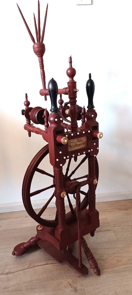 Antiek Spinnewiel uit 1912, Ophalen, Zie beschrijving