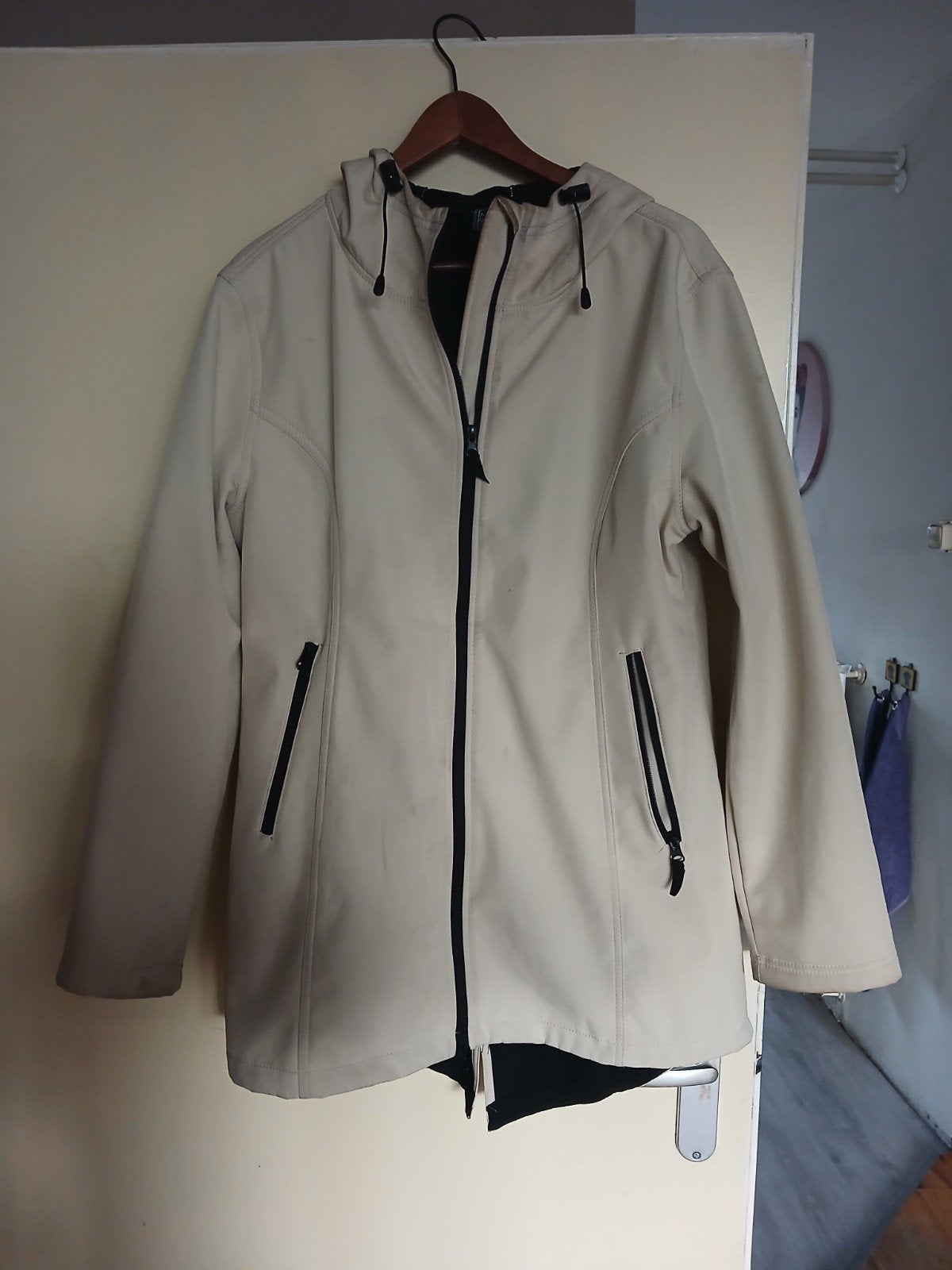 dames regenjas Maat L Softshell, Kleding | Dames, Ophalen of Verzenden, Zo goed als nieuw, Maat 42/44 (L), Beige