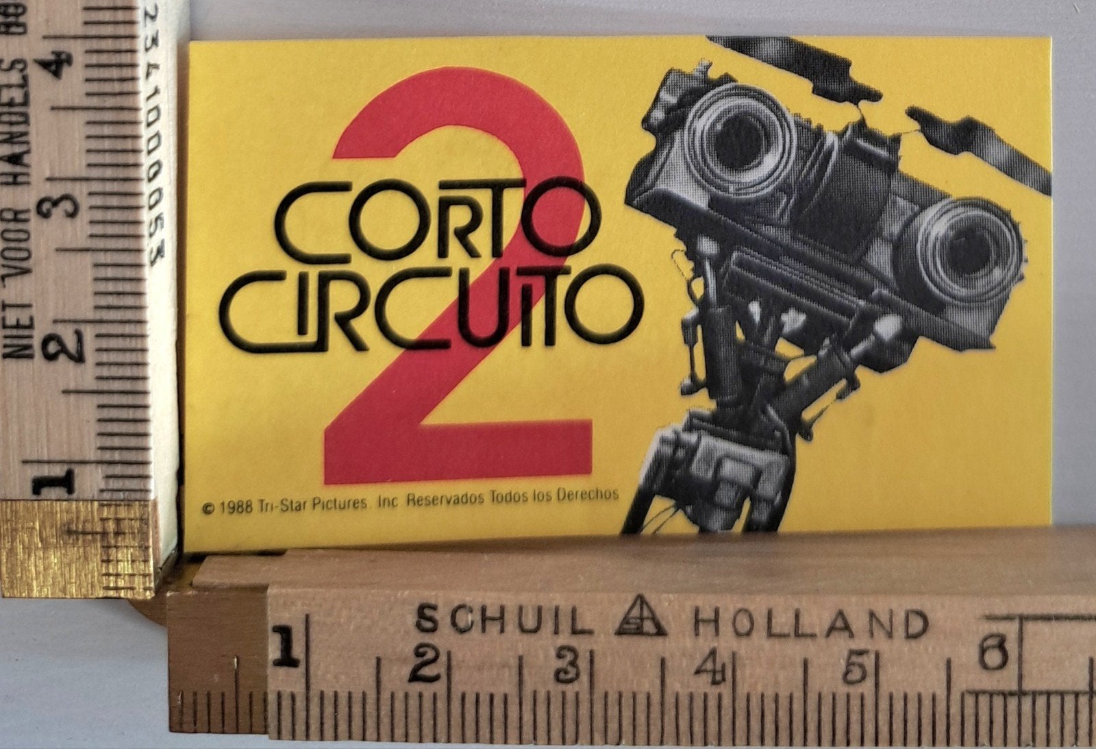 Vintage sticker Corto Circuito 2 Short Circuit 2 film biosco, Ophalen of Verzenden, Zo goed als nieuw, Overige typen