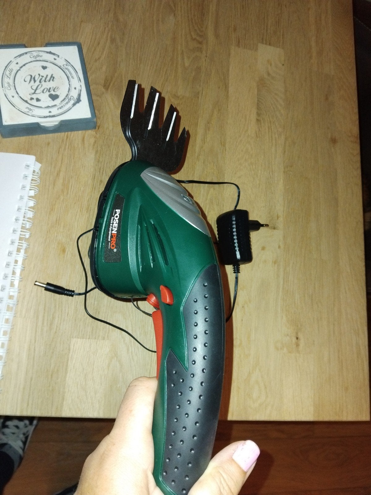 Heggenschaar/gras trimmer - defect, Tuin en Terras, Heggenscharen, Ophalen of Verzenden, Gebruikt, Accu, Posenpro