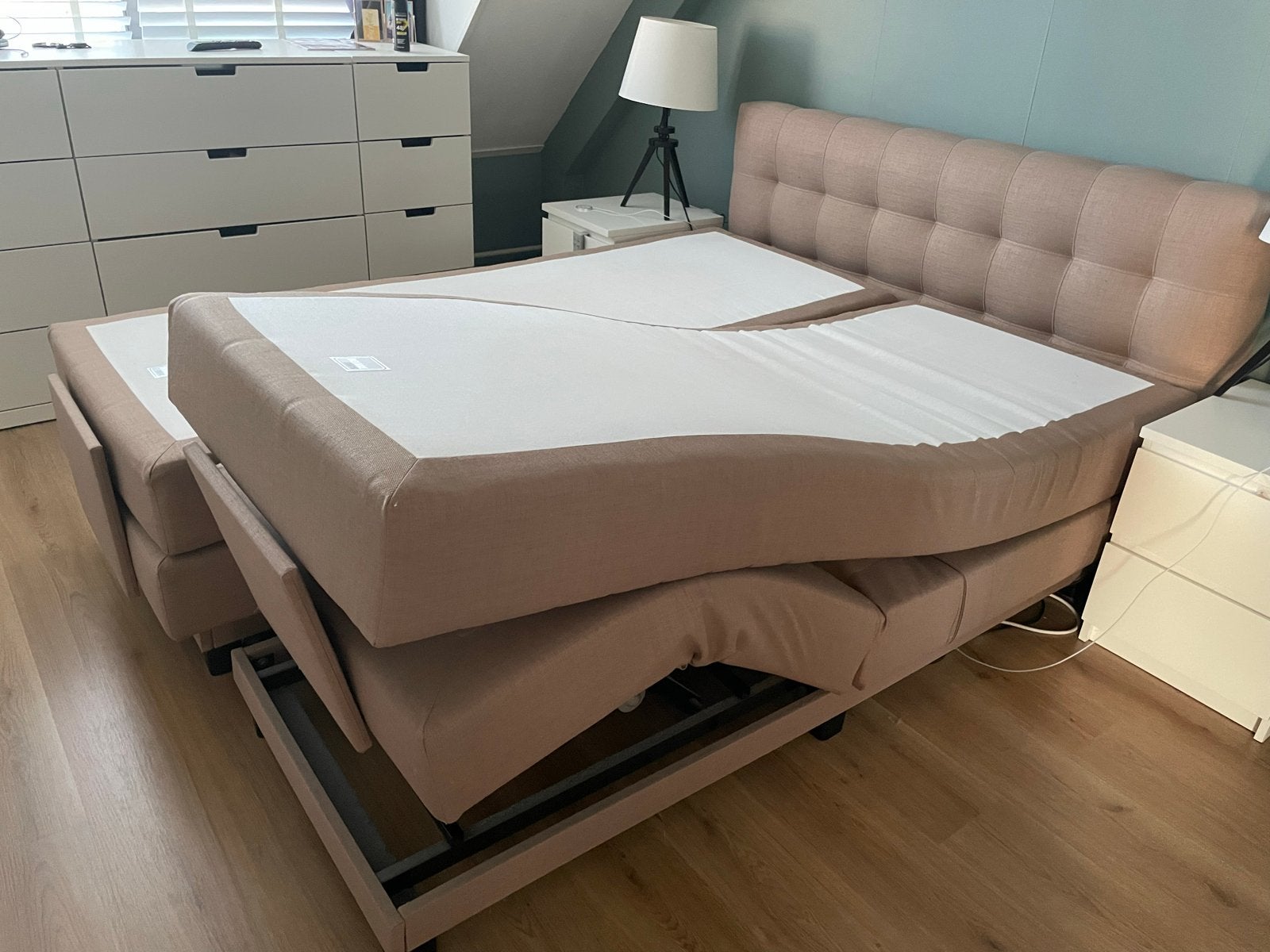 Elektrisch verstelbaar bed - Ophalen in overleg week 47, Ophalen, Bruin, Tweepersoons, 200 cm