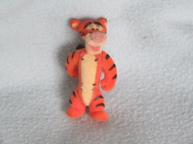 Klein poppetje Teigetje Disney 6 cm hoog, Verzamelen, Ophalen of Verzenden, Winnie de Poeh of vrienden, Zo goed als nieuw, Beeldje of Figuurtje