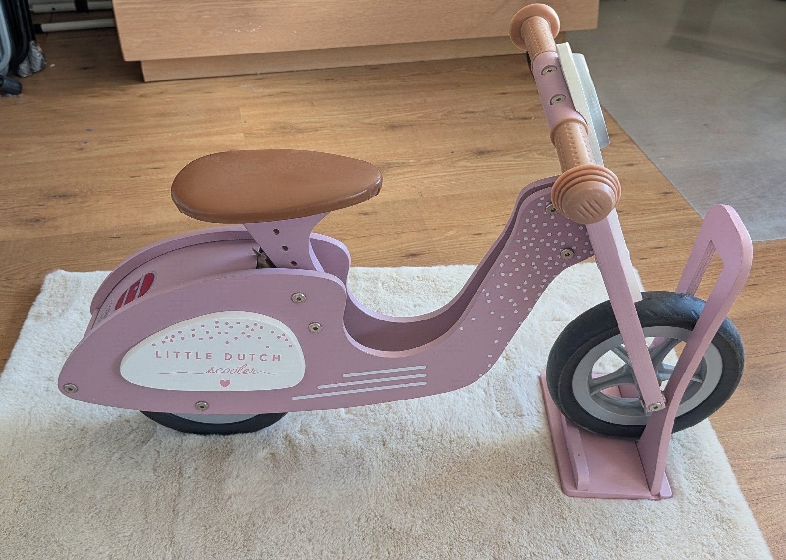 Little Dutch retro loopfiets met standaard, Ophalen, Zo goed als nieuw, Loopfiets