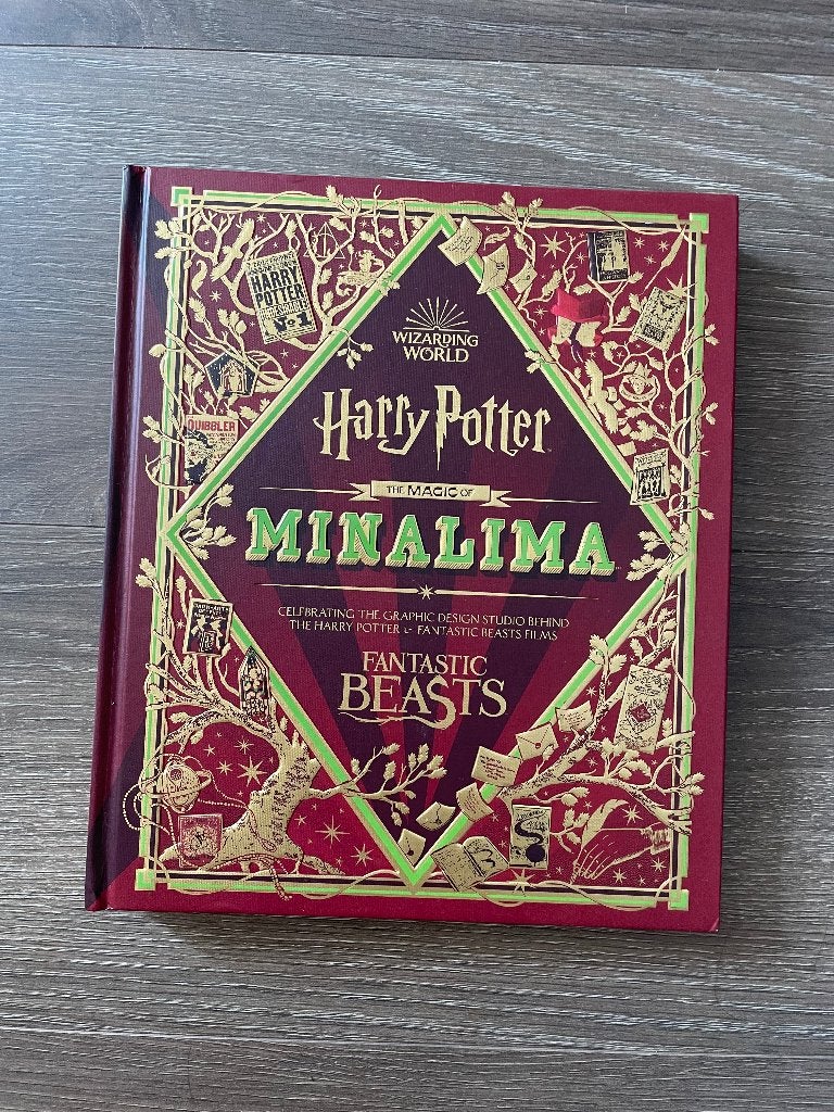 Harry Potter Minalima magic of fantastic beasts, Ophalen of Verzenden, Zo goed als nieuw, Minalima