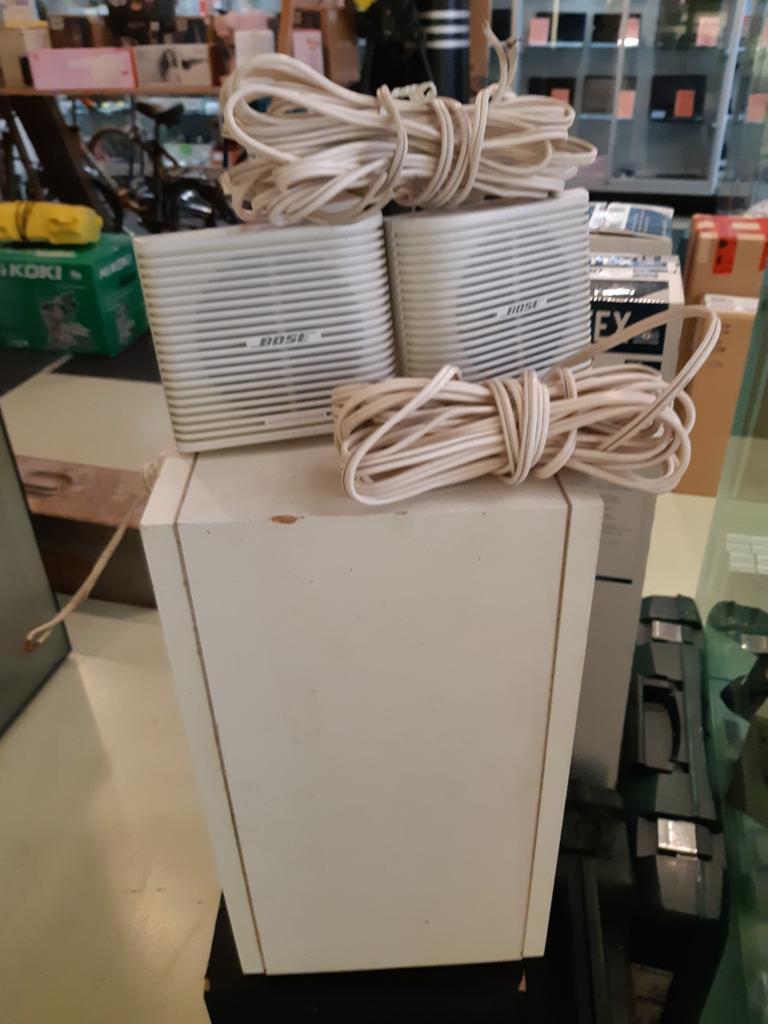 Bose Acoustimass System Satelliet Speakers met Subwoofer, Audio, Tv en Foto, Luidsprekers, Ophalen, Gebruikt, 60 tot 120 watt