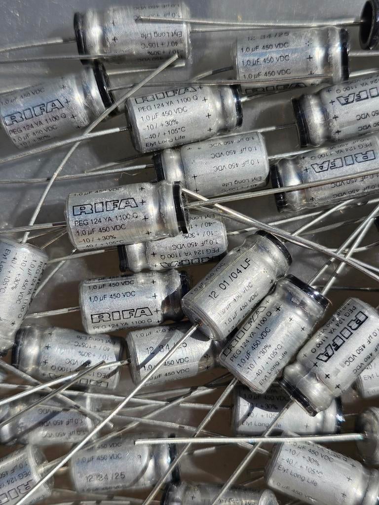 1uF 450V rifa long life, Ophalen of Verzenden, Zo goed als nieuw