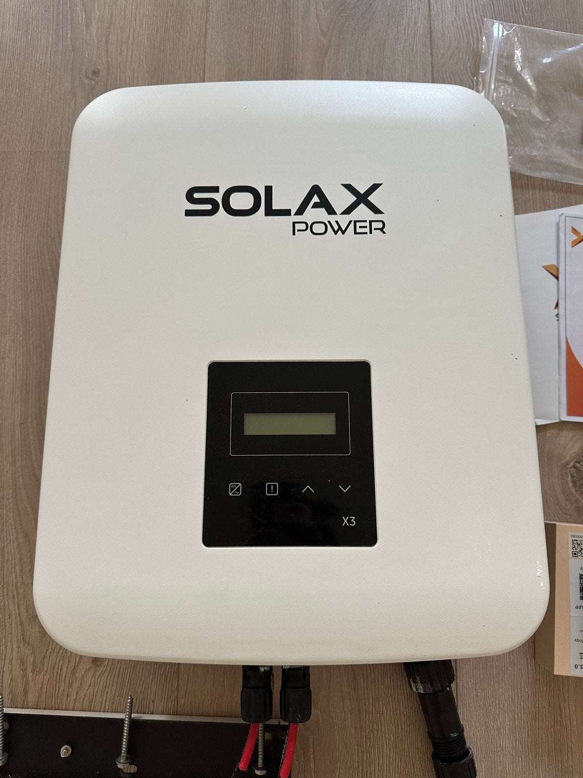 Solax Power X3-MIC-10K-G2 Omvormer, Doe-het-zelf en Verbouw, Zonnepanelen en Toebehoren, Ophalen of Verzenden, Zo goed als nieuw
