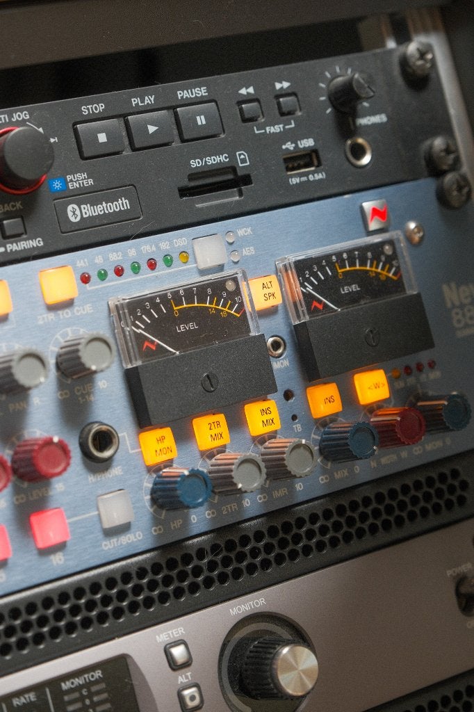 Neve 8816 Summing Mixer - analoge mixbus, Ophalen, Zo goed als nieuw, Audio