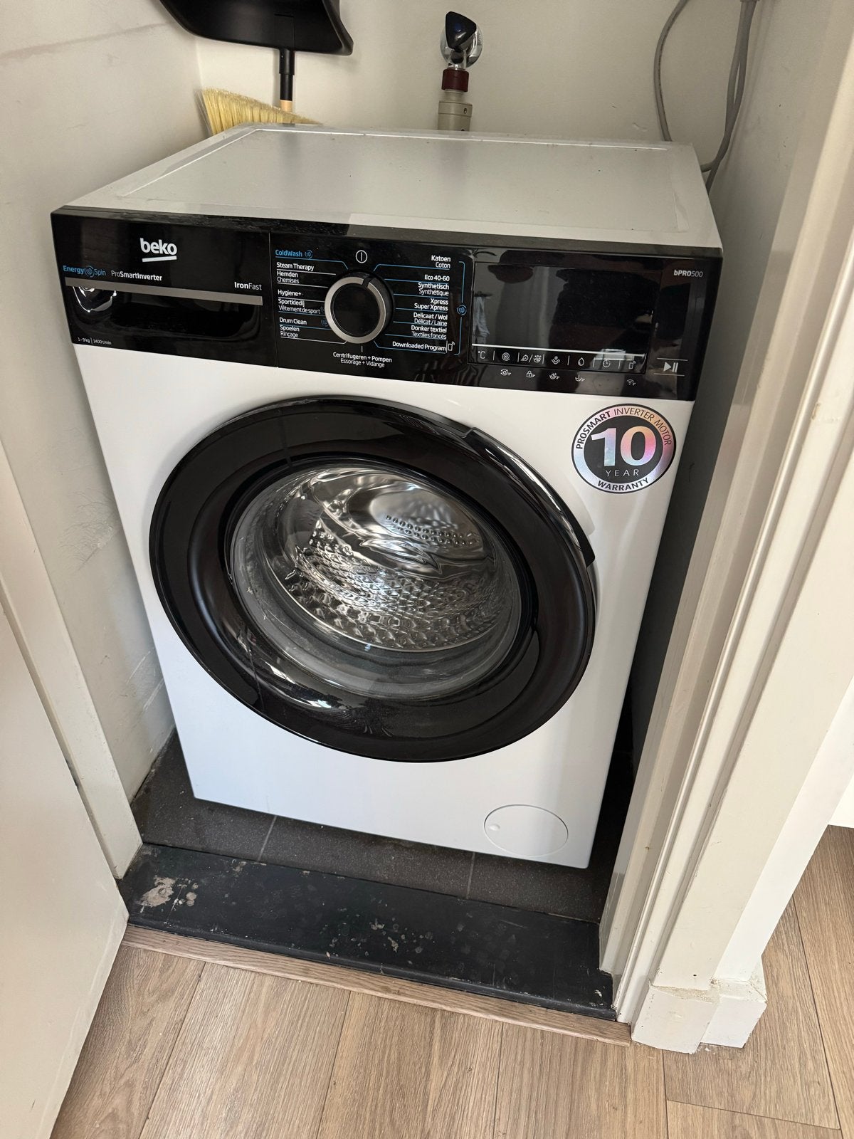 Beko BM5WFU6941B IronFast wasmachine, 1200 tot 1600 toeren, 8 tot 10 kg, Ophalen of Verzenden, Zo goed als nieuw