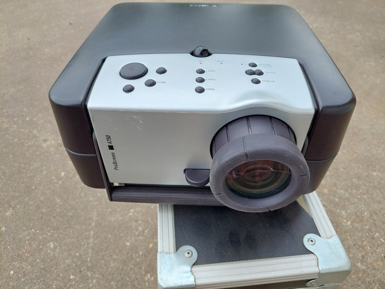 Philips ProScreen 5750 Beamer - Vintage Projector, Audio, Tv en Foto, Beamers, Philips, Gebruikt, LCOS, Ophalen of Verzenden