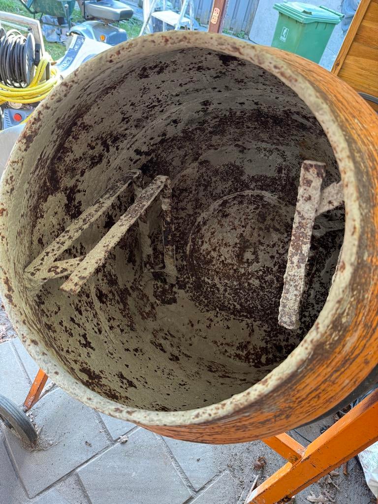 Betonmolen - Ideaal voor kleine klussen, Doe-het-zelf en Verbouw, Ophalen of Verzenden, Gebruikt