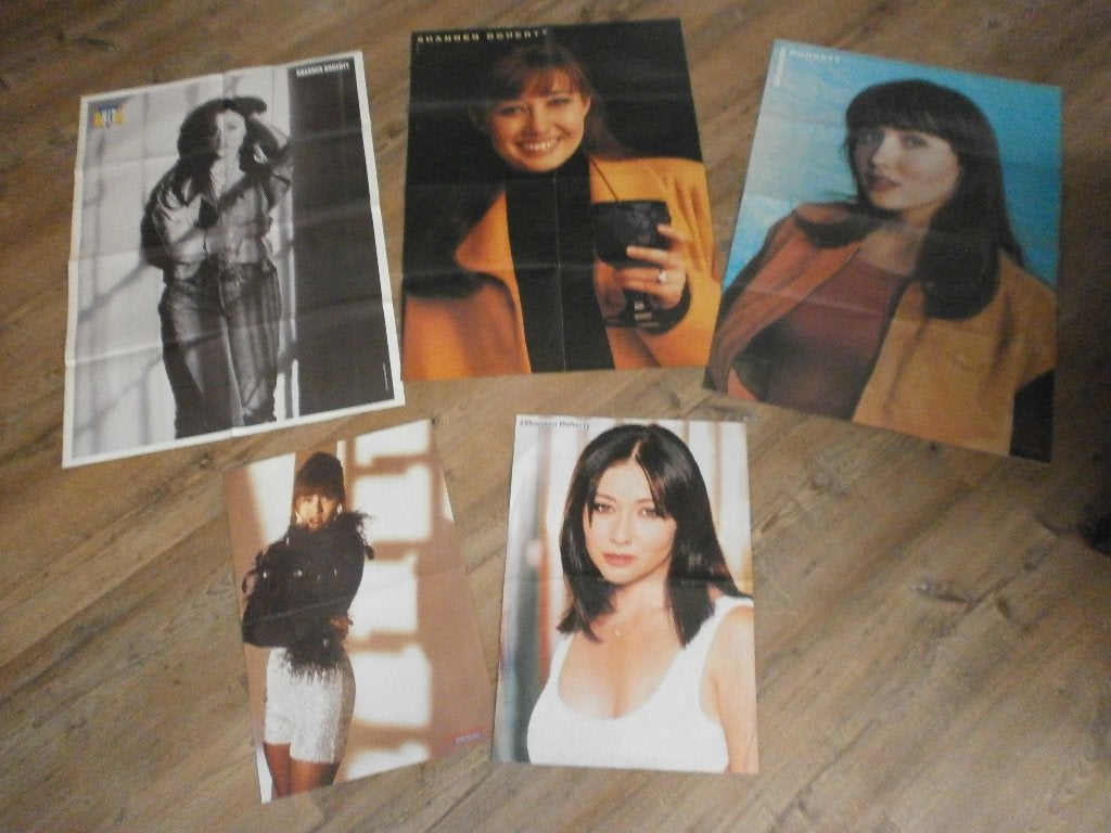 leuke set posters Shannen Doherty  oa beverly hills 90210, Verzenden, Zo goed als nieuw, A1 t/m A3, Film en Tv