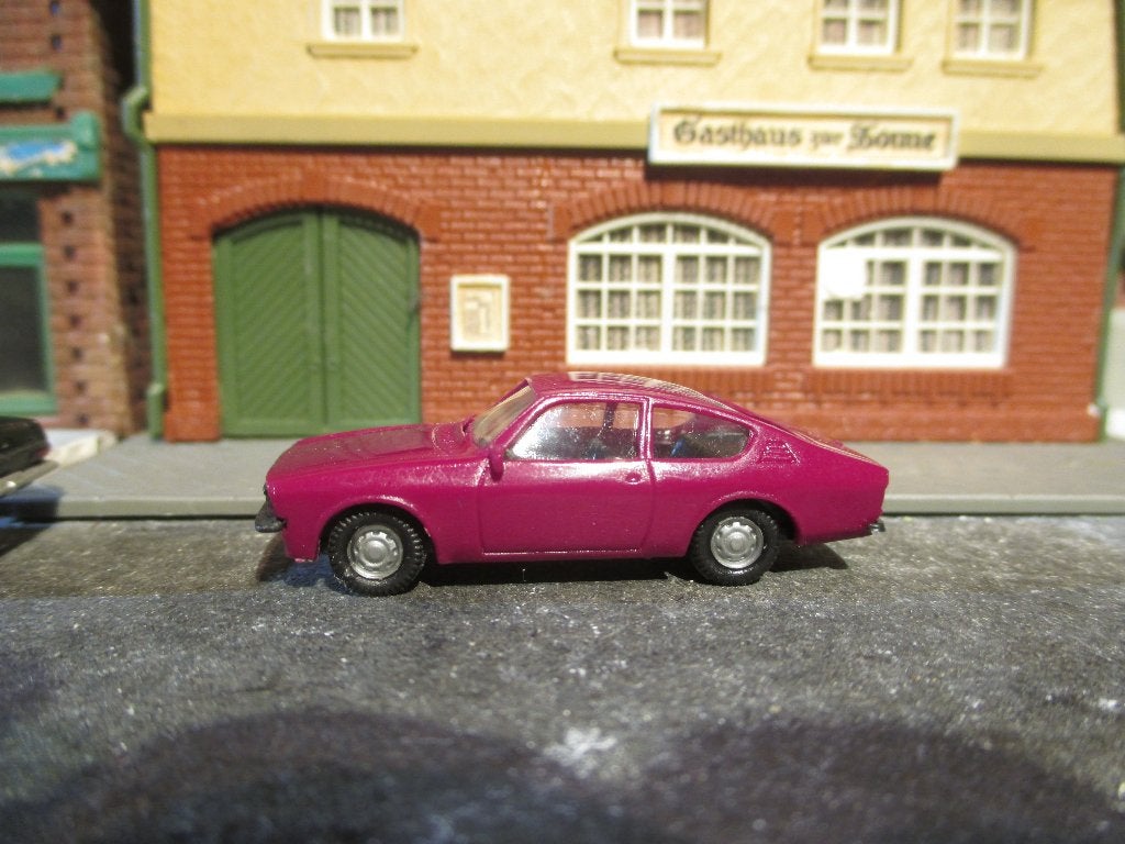 Opel Kadett C Coupe - SES bordeaux-rood met zwarte bumpers, Ophalen of Verzenden, Nieuw, Auto